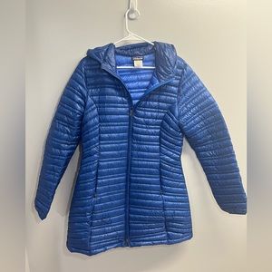 Womens Long Length Down Filled Packable Patagonia Jacket - Size Large